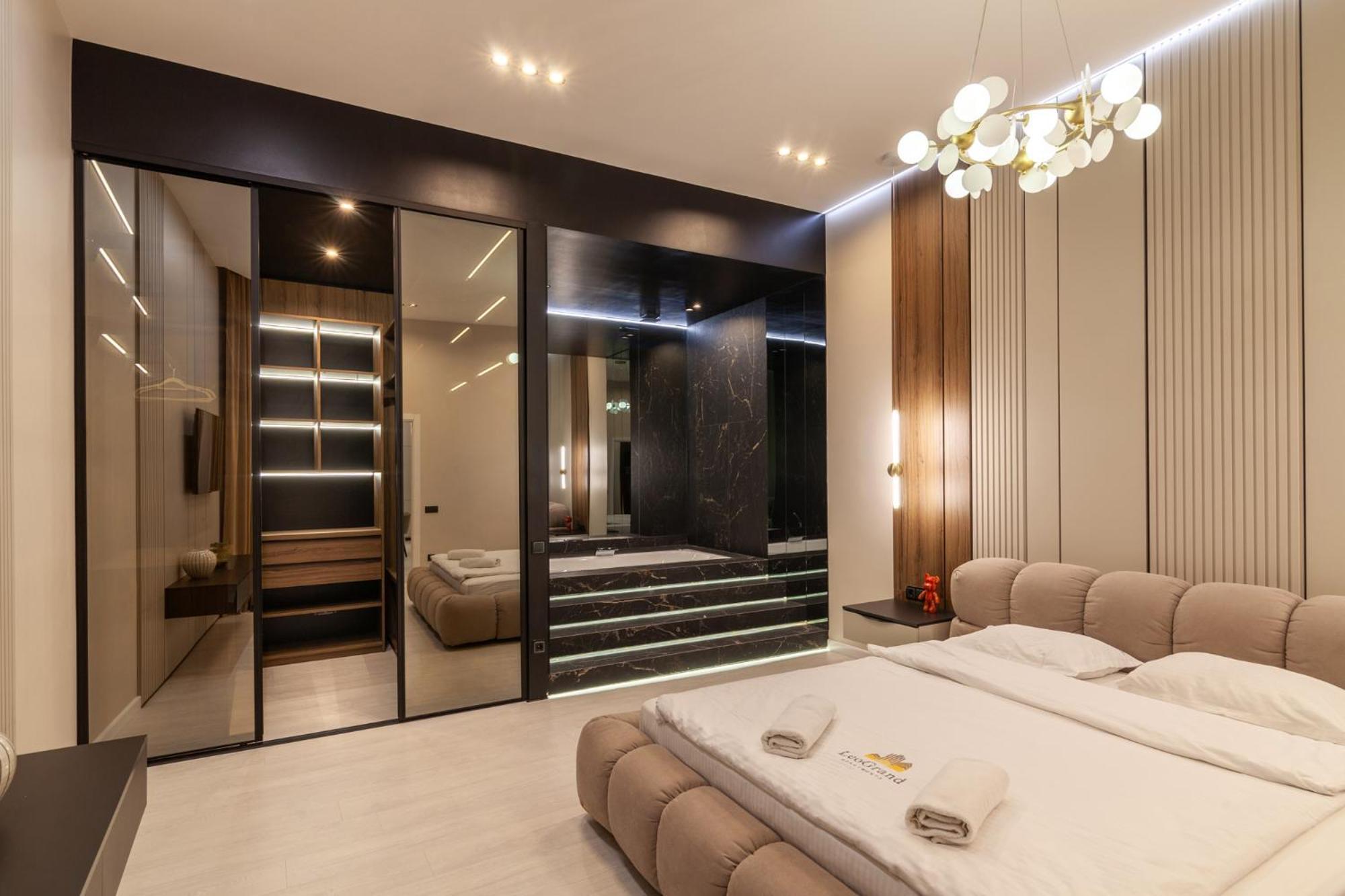 Apartament Leogrand Jacuzzi On Malaniuka 2 Lwów Zewnętrze zdjęcie